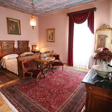 Konukevi Moretti Trogir