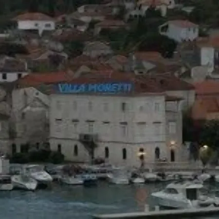 Konukevi Moretti Trogir