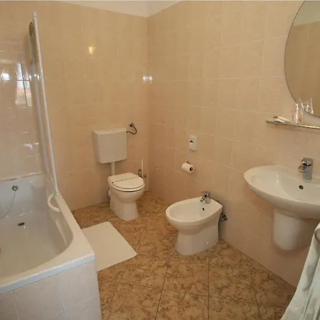 Moretti Guest house 4*